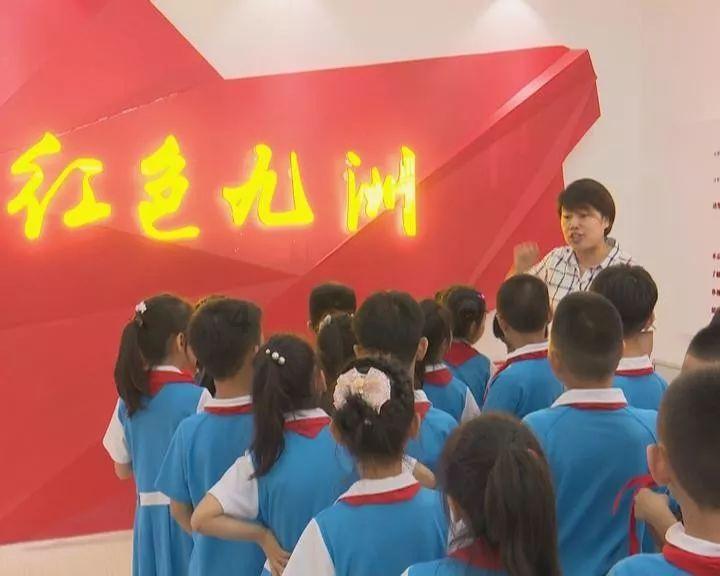 乐坛新人欧凯怡《时光盛宴》斩获2023澳门VIP音乐榜“网络热播歌曲奖”